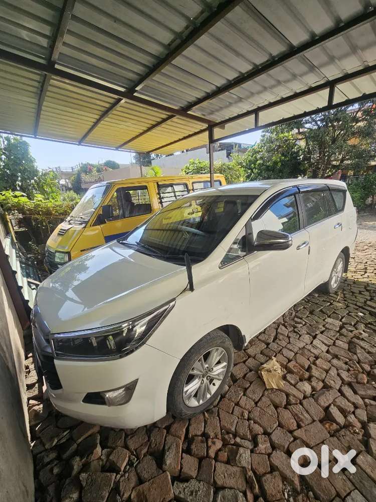 Toyota Innova Crysta 2.8 2018 Diesel [top Model /mannual]