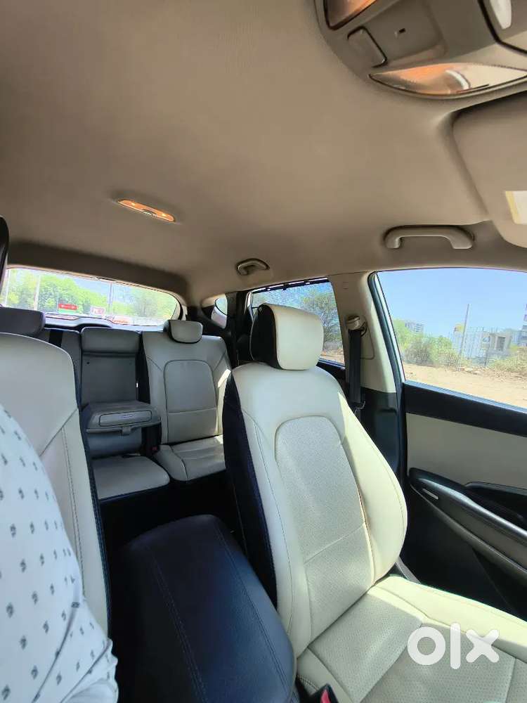 Hyundai Santa Fe 2015 Diesel 122000 Km Driven