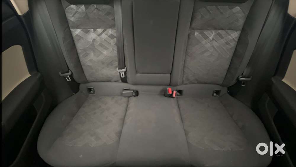 Skoda Slavia Ambition 1.0l Tsi Mt, 2023, Petrol