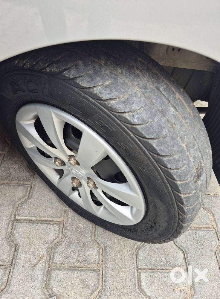 Hyundai Eon Magna +, 2012, Petrol