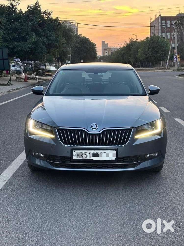 Skoda Superb Lk 1.8 Tsi At, 2019, Petrol