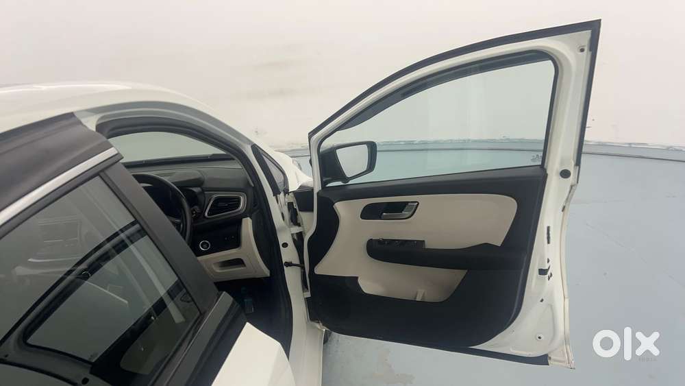 Tata Altroz 1.5 Xz Plus Diesel, 2022, Diesel