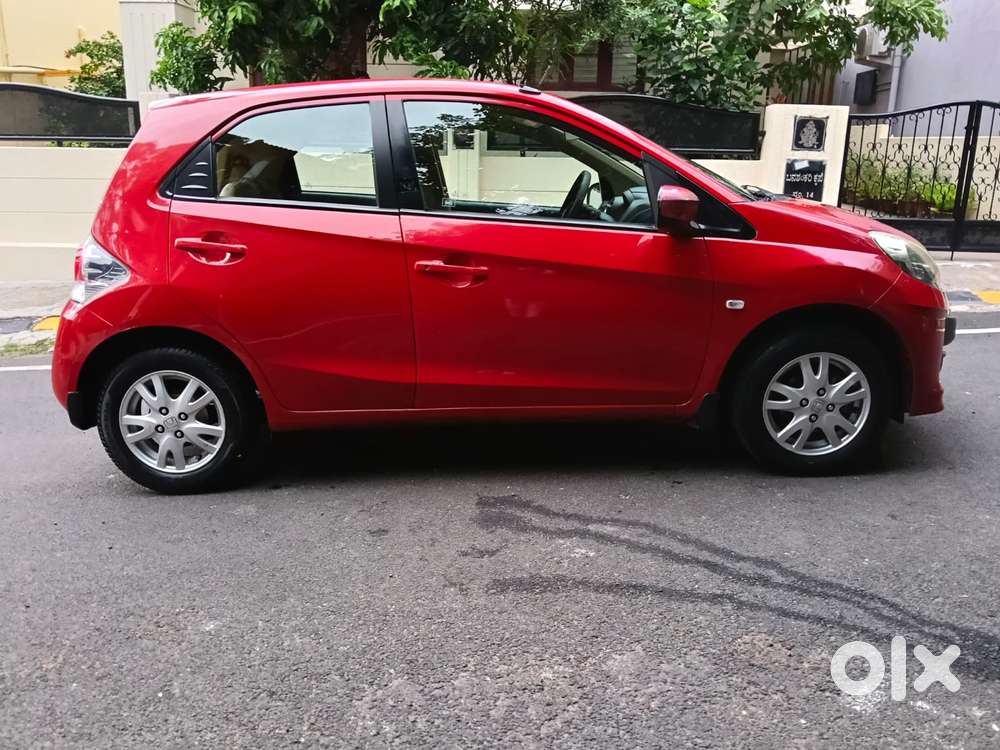 Honda Brio V Mt, 2012, Petrol
