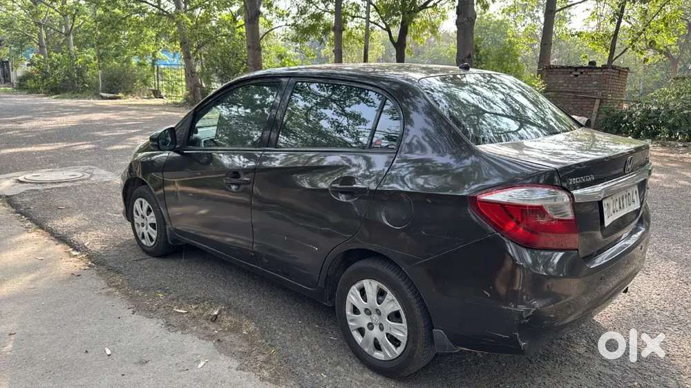 Honda Amaze 2016 December Cng & Hybrids 75000 Km Driven