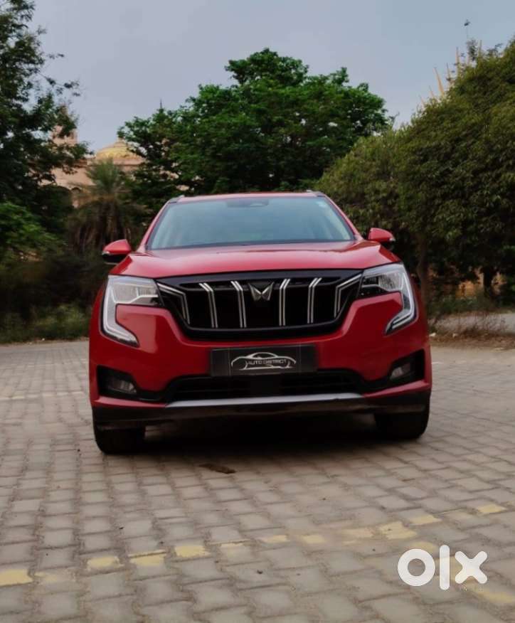 Mahindra Xuv700 2.0 Ax 7 Petrol At Str, 2022, Petrol