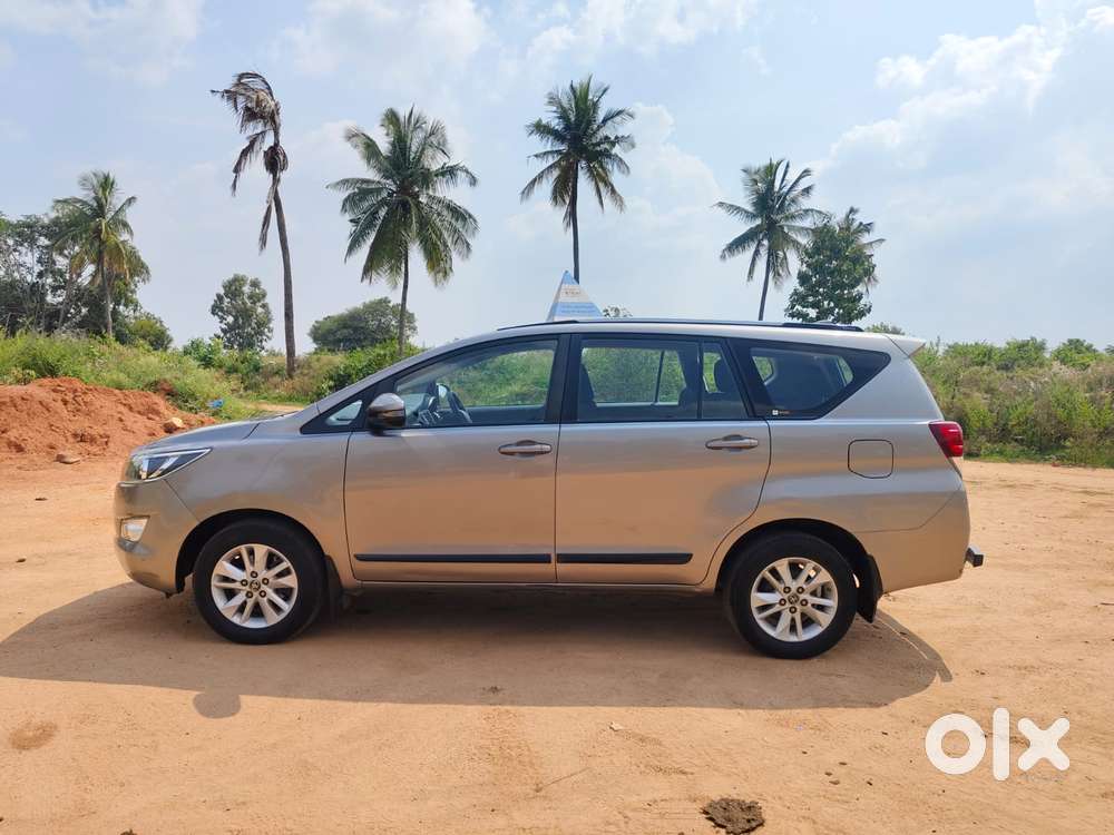 Toyota Innova Crysta 2.8 Gx At, 2017, Diesel