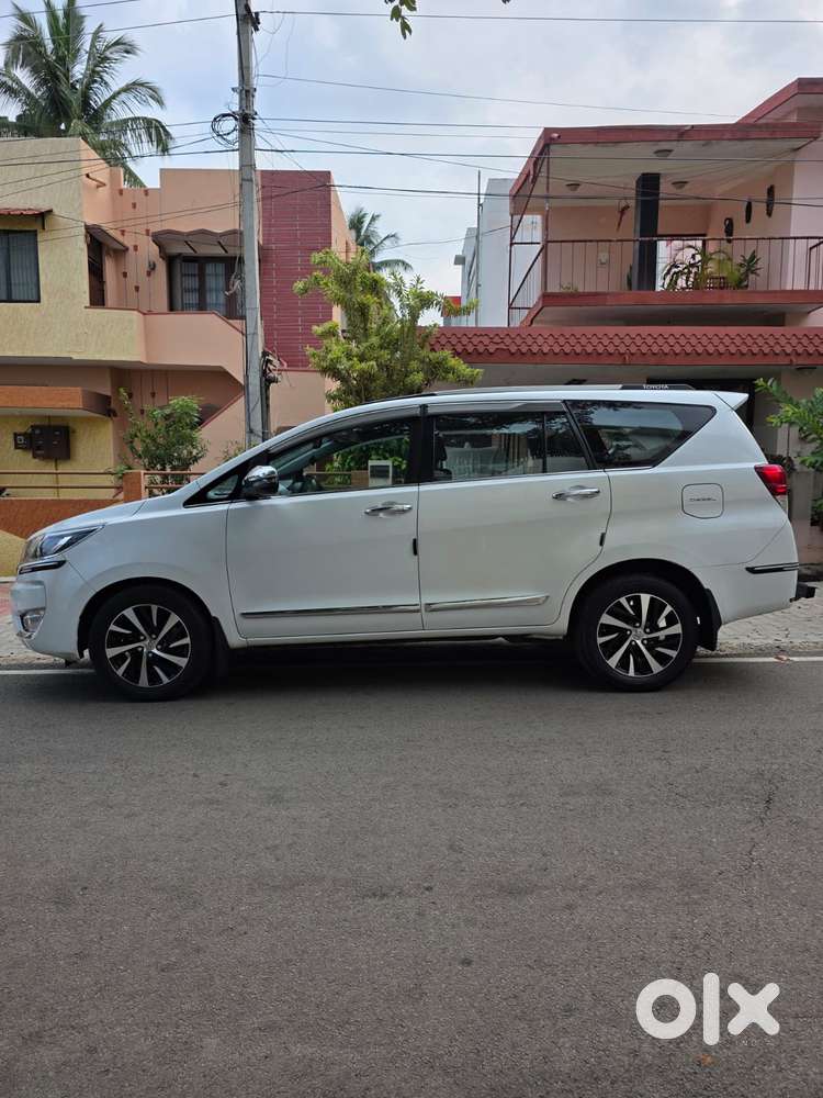 Toyota Innova Crysta 2.4 Z 7 Str, 2024, Diesel