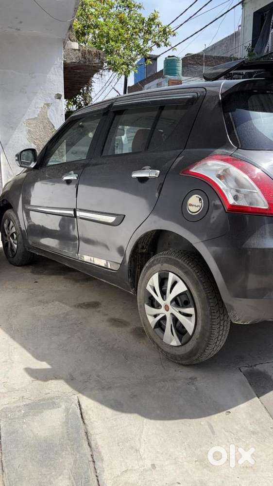 Maruti Suzuki Swift Dzire 2017 Diesel 99000 Km Driven
