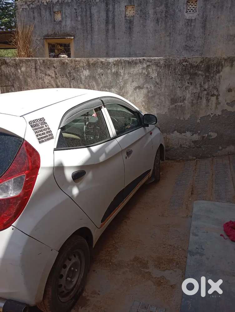 Hyundai Eon 2017 Petrol 150000 Km Driven