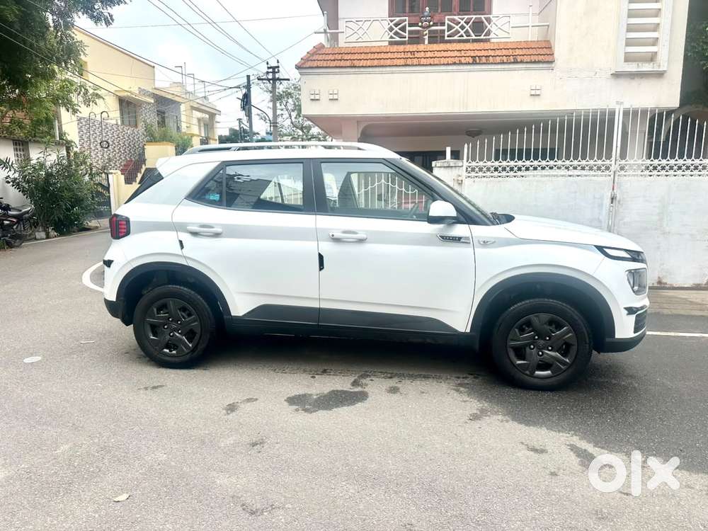 Hyundai Venue S Mt 1.2 Kappa, 2024, Petrol