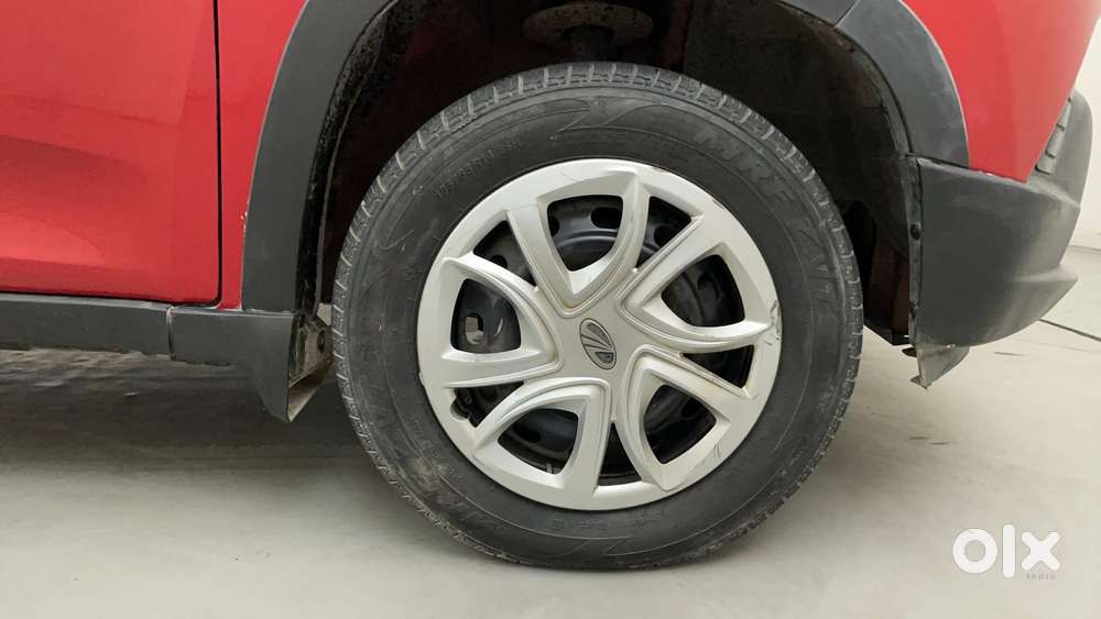 Mahindra Kuv 100 Mfalcon G80 K4 5str, 2016, Petrol