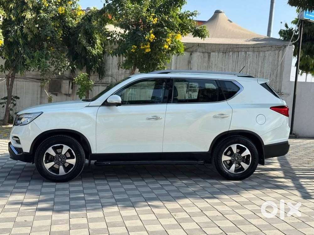 Mahindra Alturas G4 4x4 At, 2019, Diesel