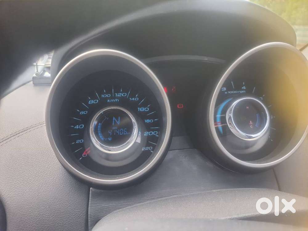 2019-20 Mahinra Xuv500 Automatic Low Kilometers Drive