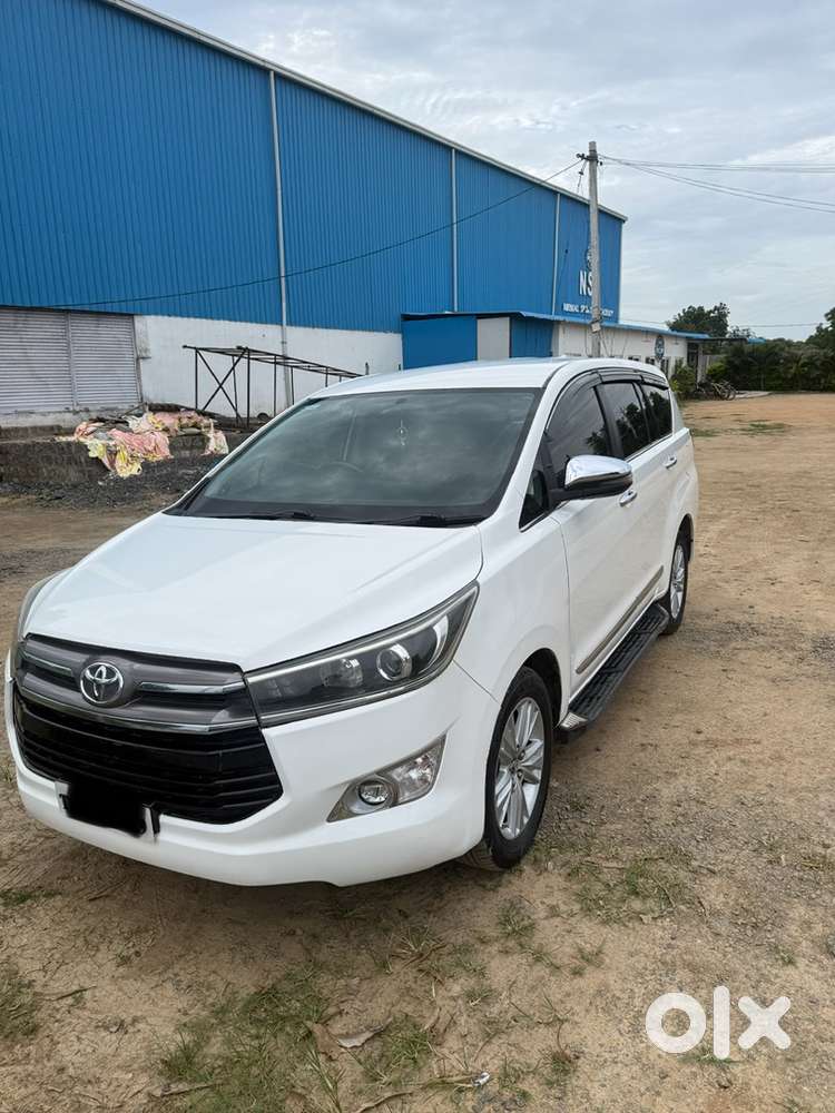 Toyota Innova Crysta 2019