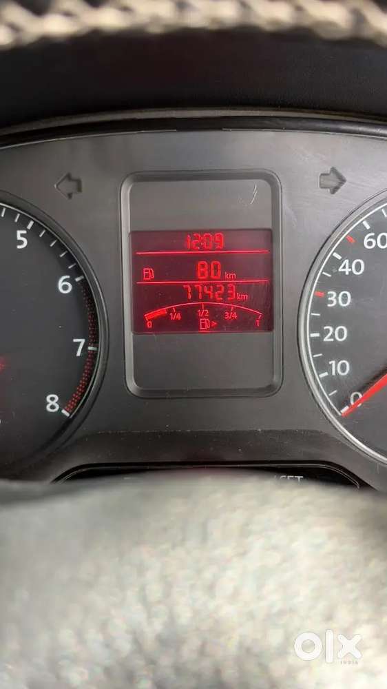 Volkswagen Polo Breeze 2013