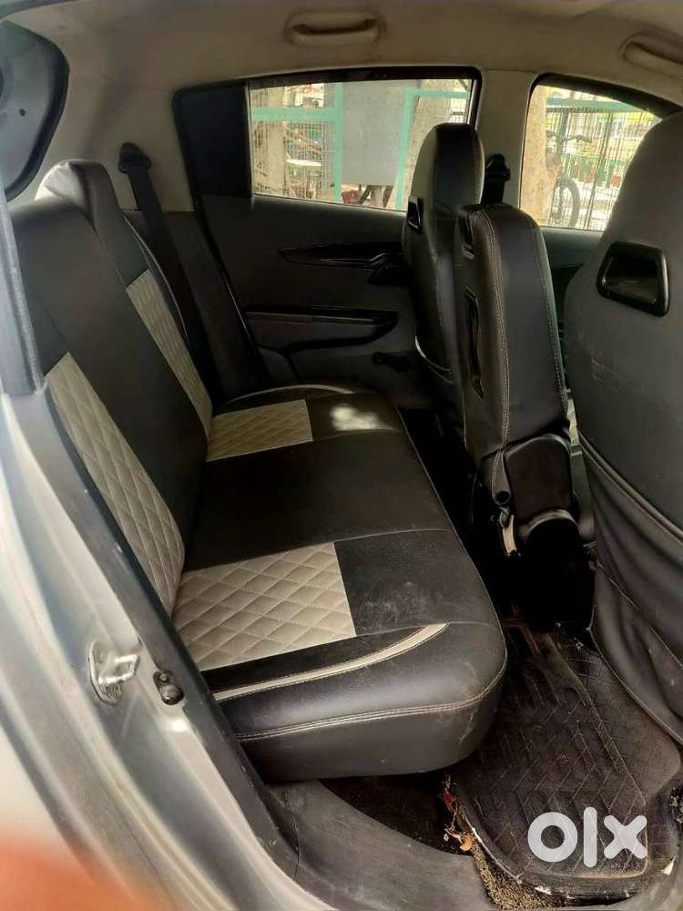 Mahindra Kuv 100 1.2 Trip Cng, 2018, Cng & Hybrids