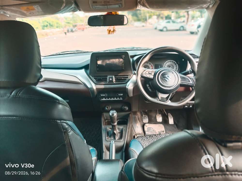 Maruti Suzuki Fronx Delta Plus 1.2l Mt, 2023, Petrol