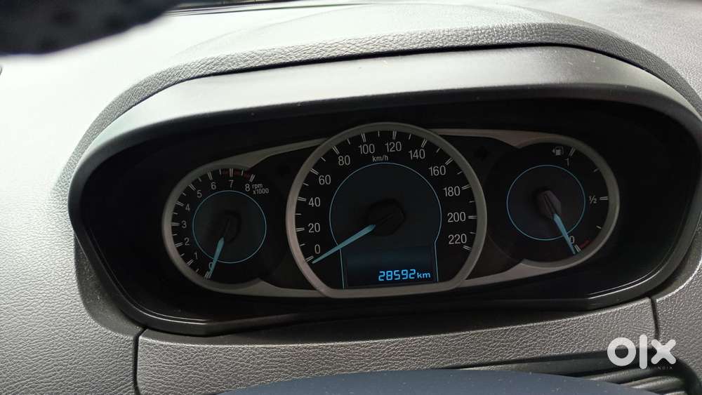 Ford Figo 1.2p Titanium Mt, 2016, Petrol