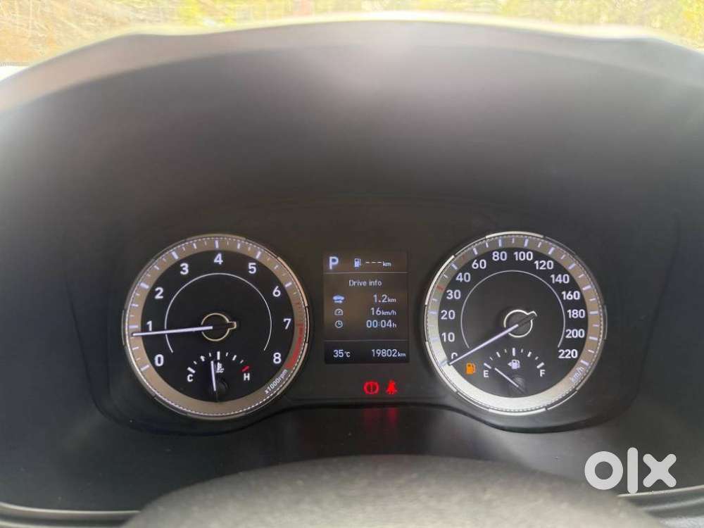 Hyundai Venue Sx Plus Turbo Dct, 2022, Petrol