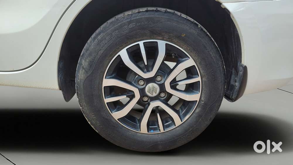 Maruti Suzuki Dzire 1.2 Vxi Amt, 2019, Petrol