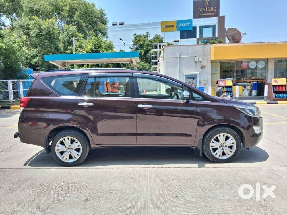 Toyota Innova Crysta 2.8 Gx At, 2016, Diesel