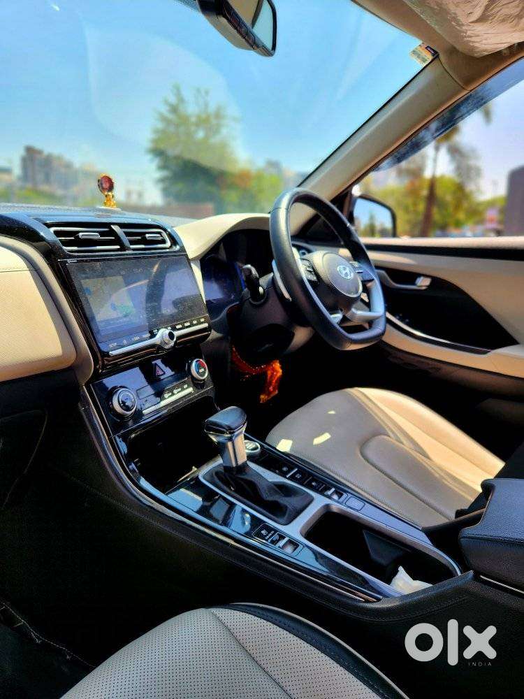 Hyundai Creta 1.6 Crdi Sx Plus At Dual Tone, 2023, Diesel