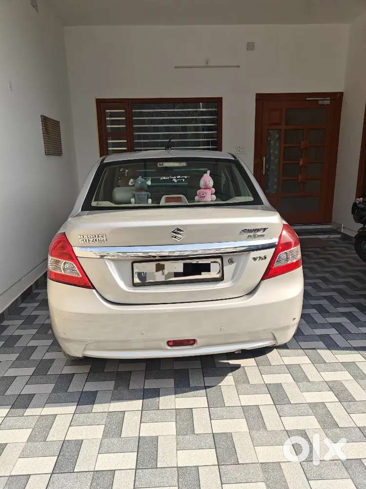 Maruti Suzuki Swift Dzire 2013 Petrol Well Maintained