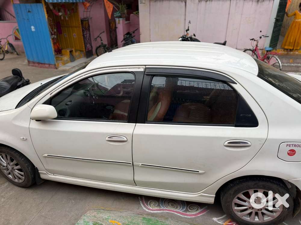 Toyota Etios Manual 2012 Petrol