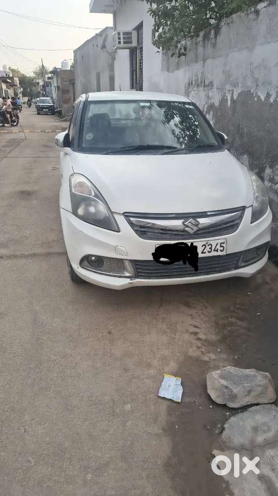 Maruti Suzuki Dzire 2015 Petrol 90000 Km Driven