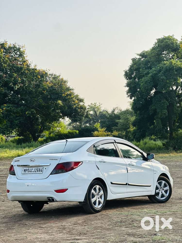 Hyundai Verna Vtvt 1.6 Sx, 2012, Diesel