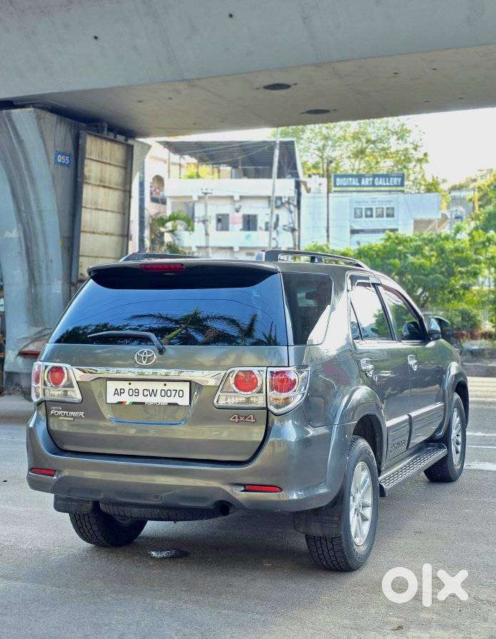 Toyota Fortuner 3.0 4x2 Automatic, 2014, Diesel