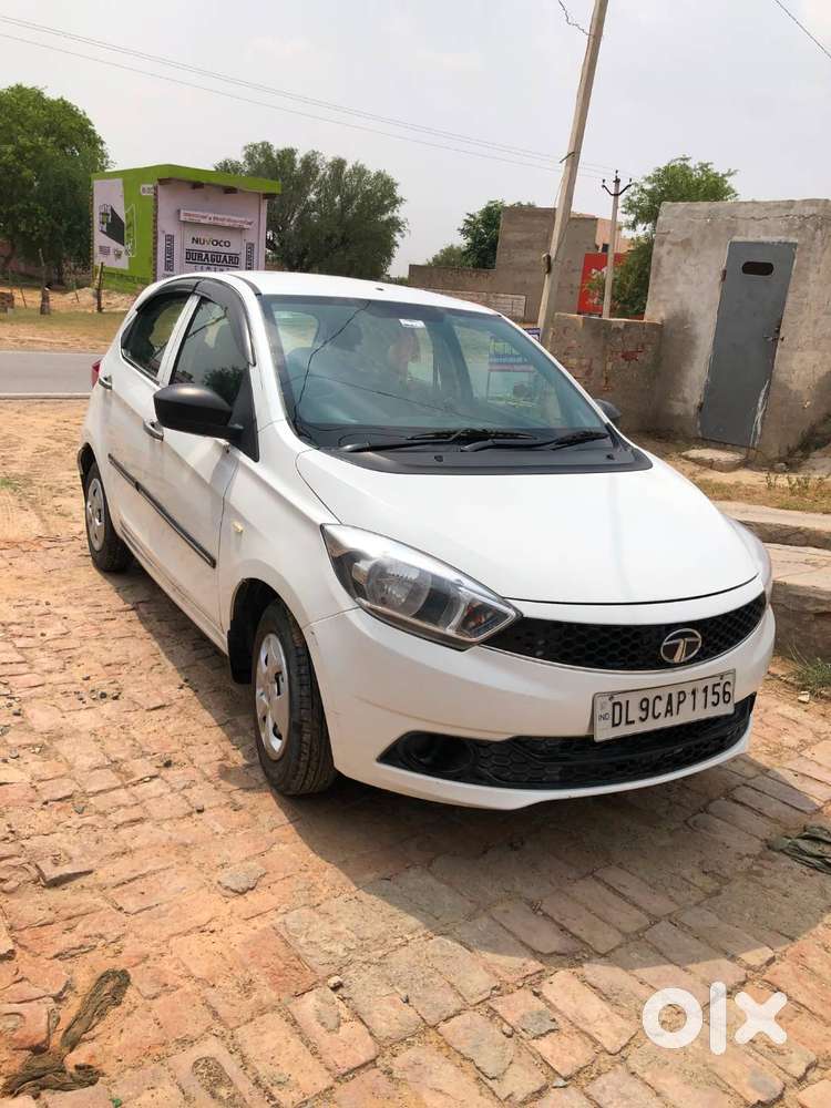 Tata Tiago 2017 Petrol Base Model For Sale.