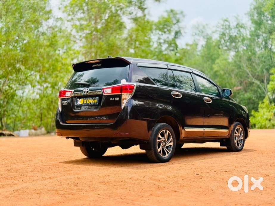 Toyota Innova Crysta [2020-ongoing] 2.4 Gx At 7 Str, 2021, Diesel