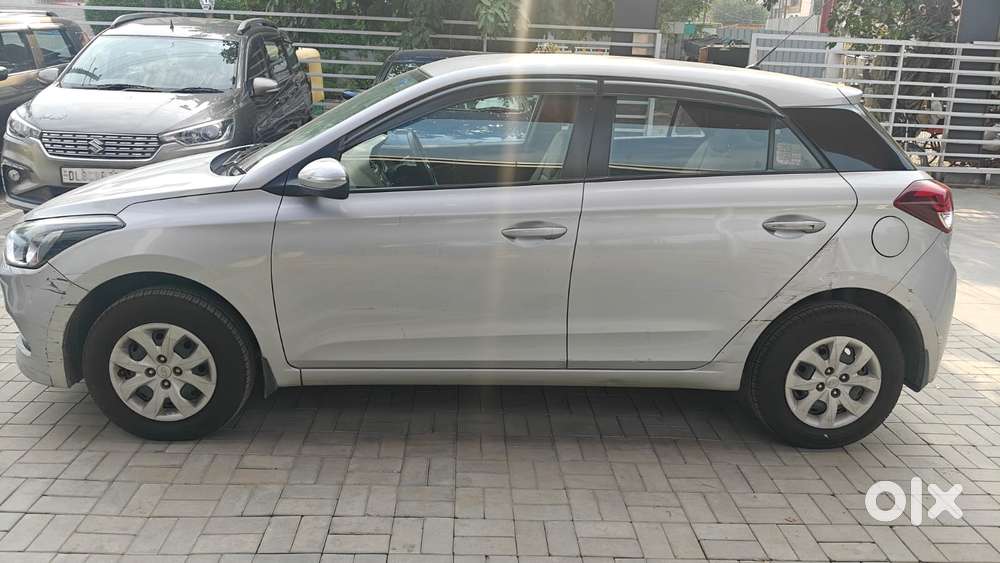Hyundai I20 Sportz 1.2 Bs-iv, 2017, Petrol