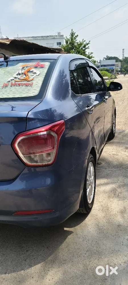 Hyundai Xcent 2015 Petrol 95000 Km