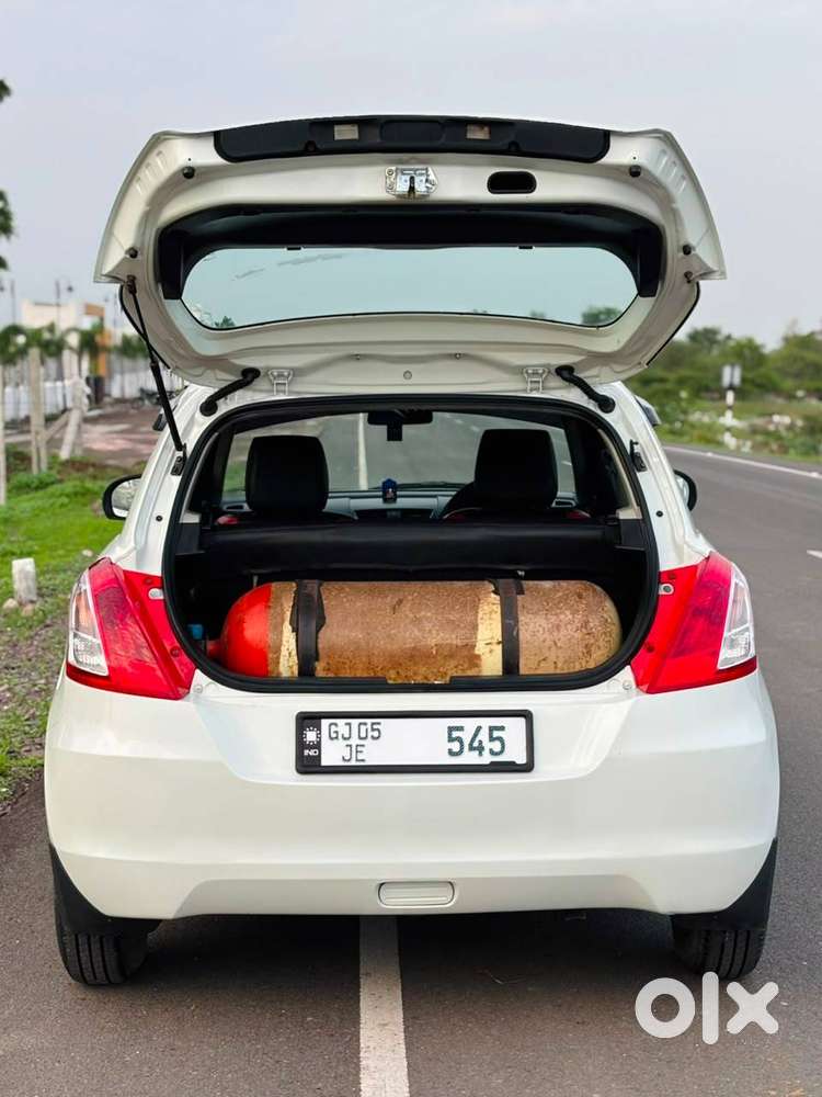 Maruti Suzuki Swift 2013 Cng & Hybrids Well Maintained