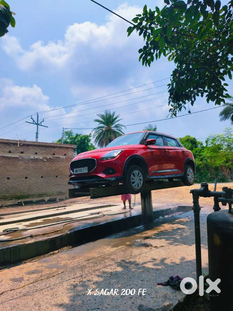 Maruti Suzuki Swift 2025 Petrol 21500 Km Driven