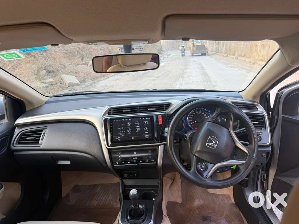 Honda City Hybrid 2016