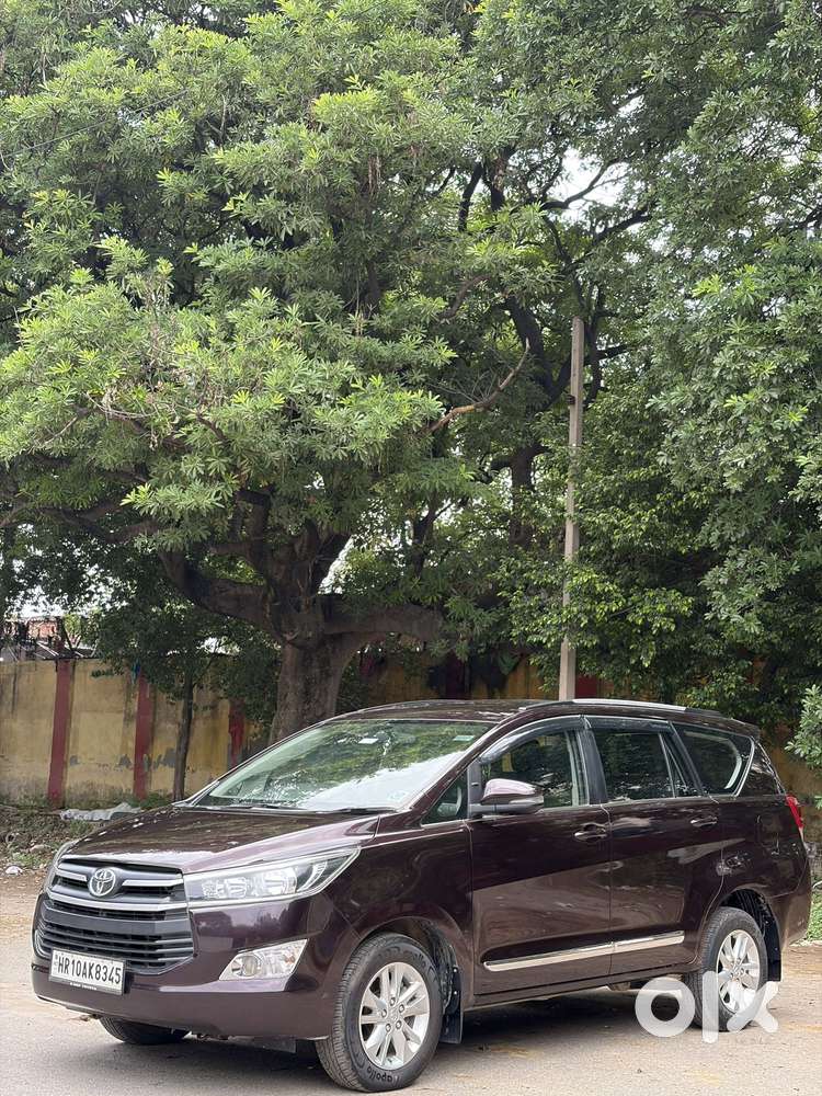 Toyota Innova Crysta 2.4 G Mt, 2020, Diesel