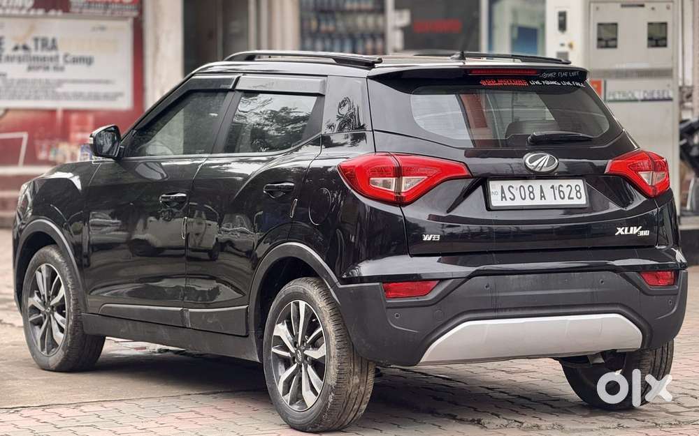 Mahindra Xuv300 W8 Option, 2021, Petrol