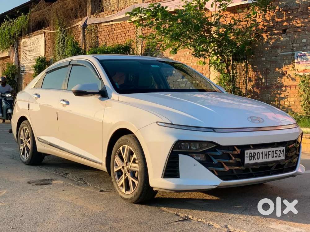 Hyundai Verna 1.5 Sx Petrol Mt, 2023, Petrol