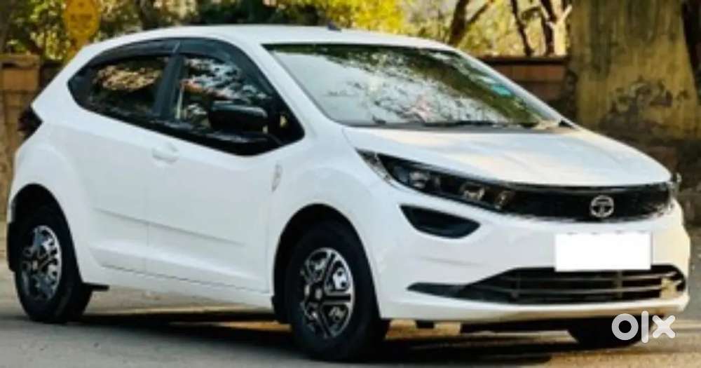Tata Altroz 2023 Petrol 18000 Km Driven