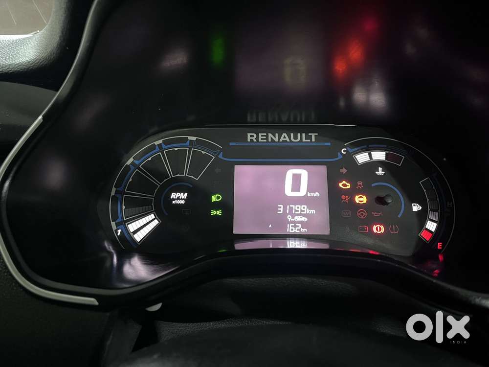 Renault Triber Rxe, 2020, Petrol