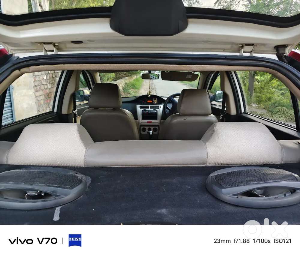 Tata Indica Vista Terra 2011