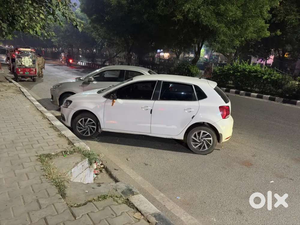 Volkswagen Polo Comfortline 2018 Year