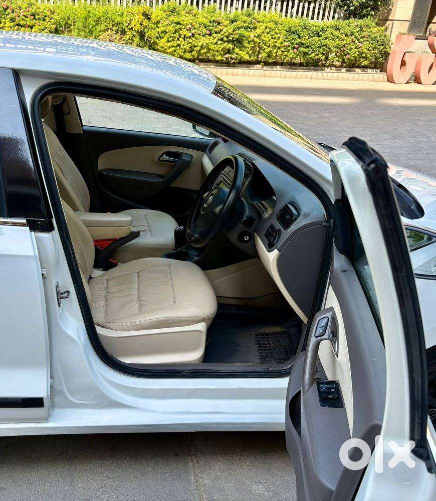 Volkswagen Vento 2010-2013 Petrol Trendline, 2011, Petrol