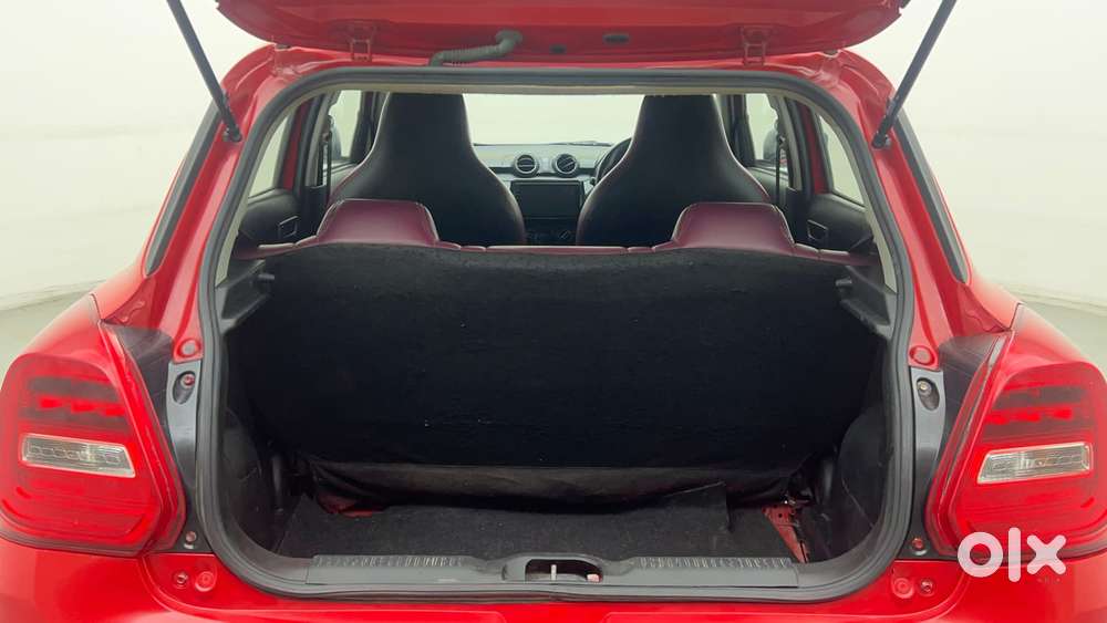 Maruti Suzuki Swift 1.3 Lxi, 2022, Petrol