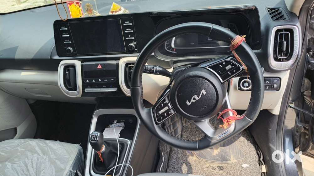 Kia Sonet Petrol Manual 2025