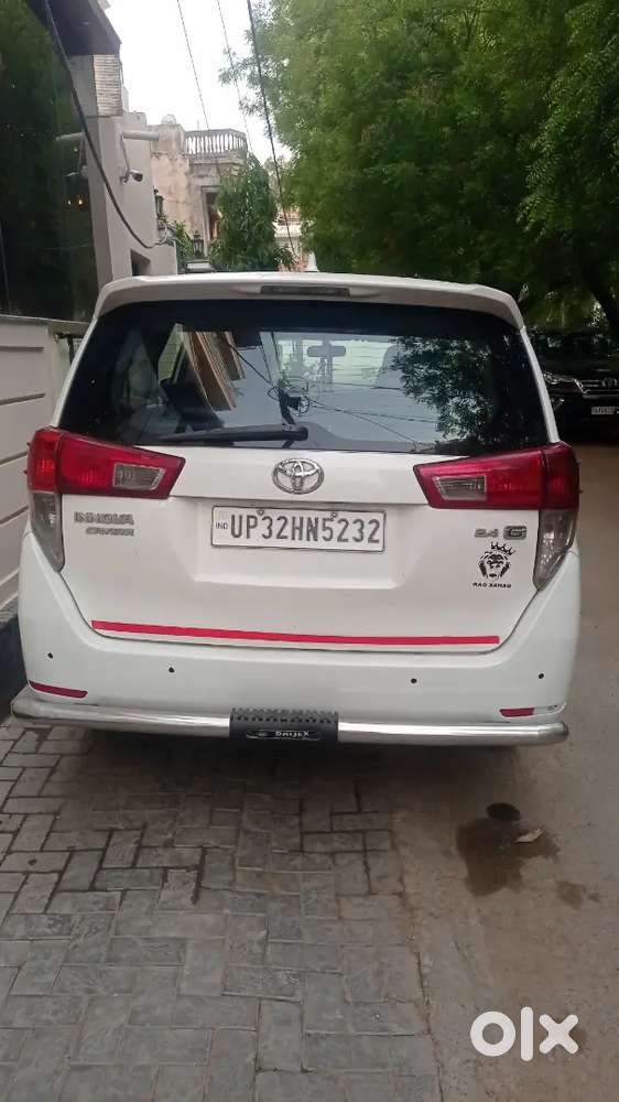 Toyota Innova Crysta 2017