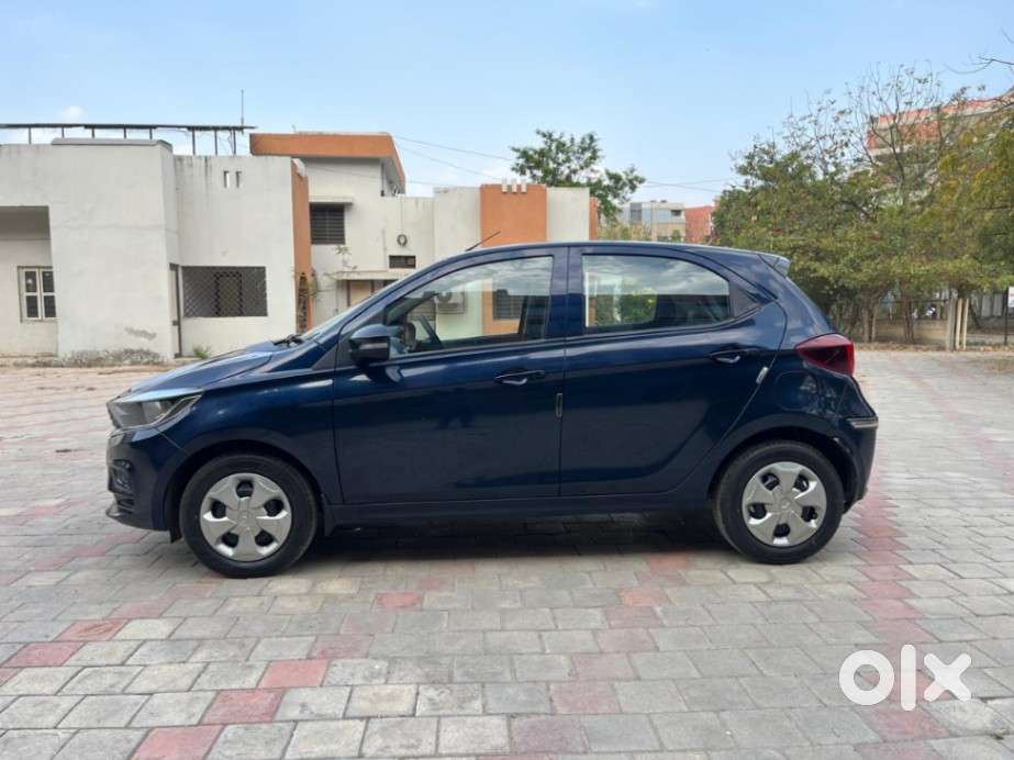Tata Tiago 1.05 Revotorq Xt Option, 2023, Petrol